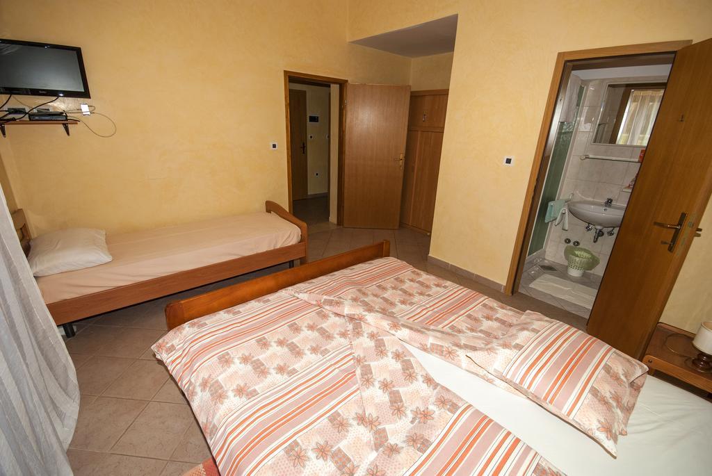 Guesthouse Villa Lena 프레멘투라 객실 사진