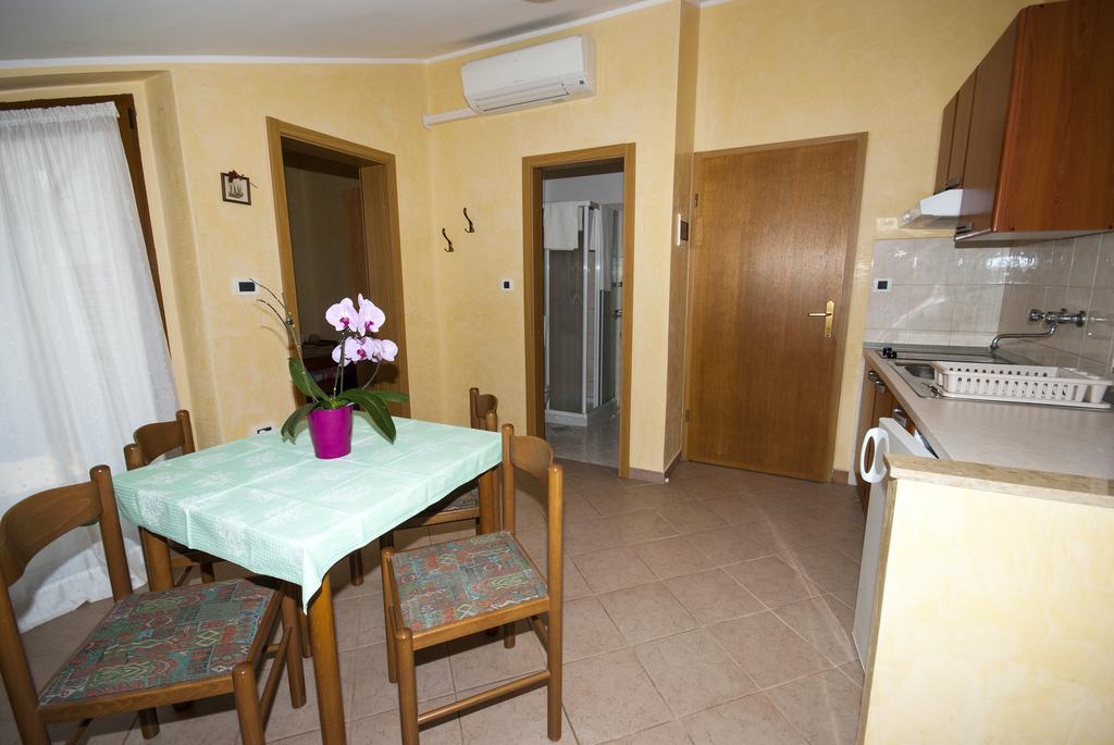 Guesthouse Villa Lena 프레멘투라 객실 사진