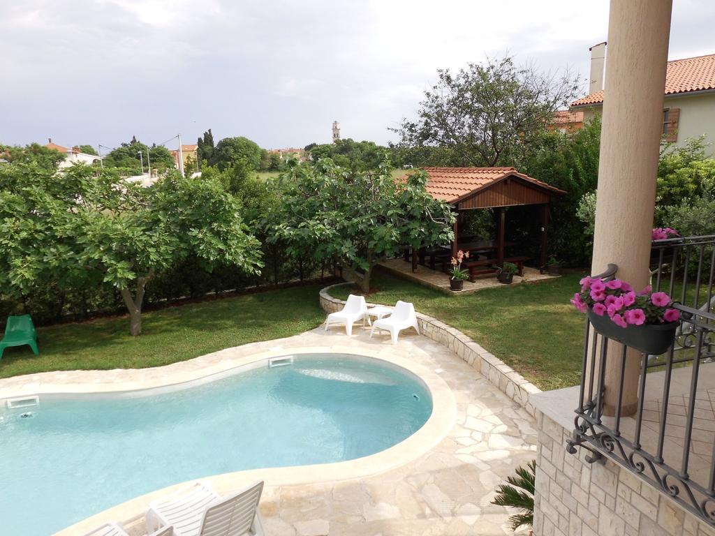 Guesthouse Villa Lena 프레멘투라 객실 사진