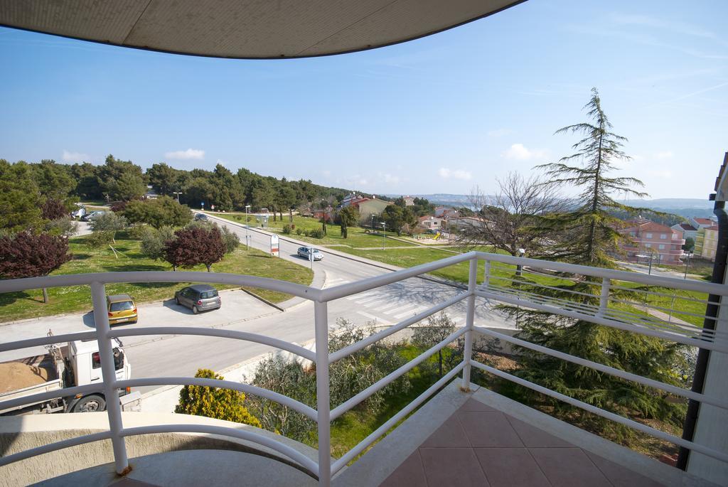 Guesthouse Villa Lena 프레멘투라 외부 사진