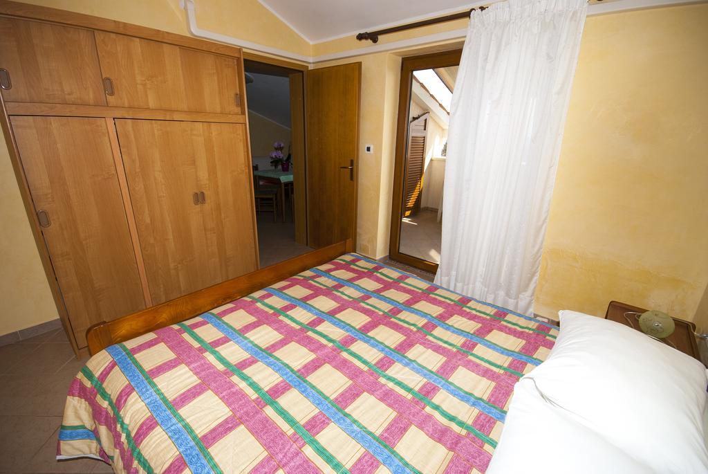 Guesthouse Villa Lena 프레멘투라 외부 사진
